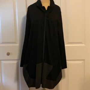 Elegant Black and Gray Women's Tunic
